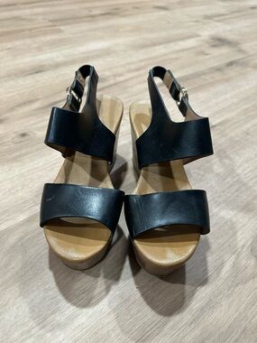 Aldo Black Platform Slingback Sandals - Women 6.5